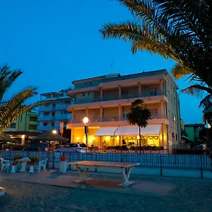 2* Hotel Mauri